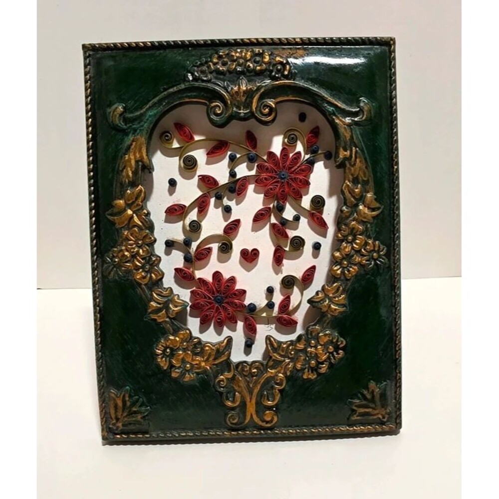 Ornate dark green frame with Paper Quilling Artwork